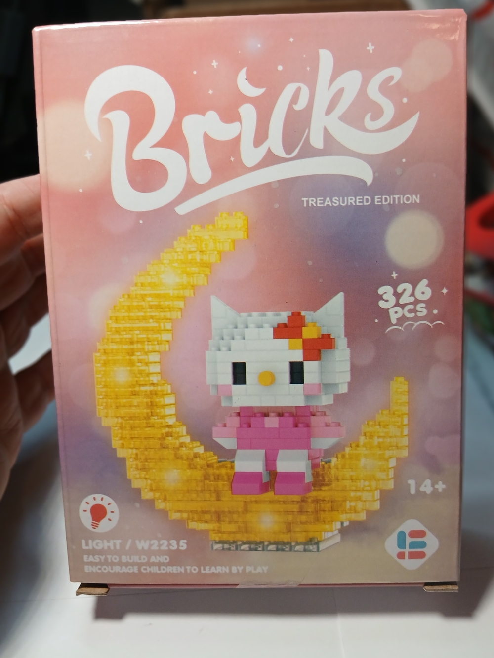 Bricks Treasured Edition Kit - Hello Kitty
